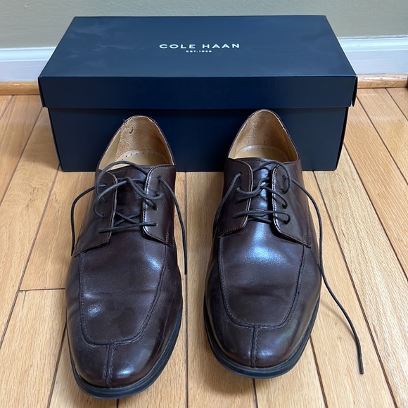 Brown Cole Haan Dress Shoe - Picture 2 of 4